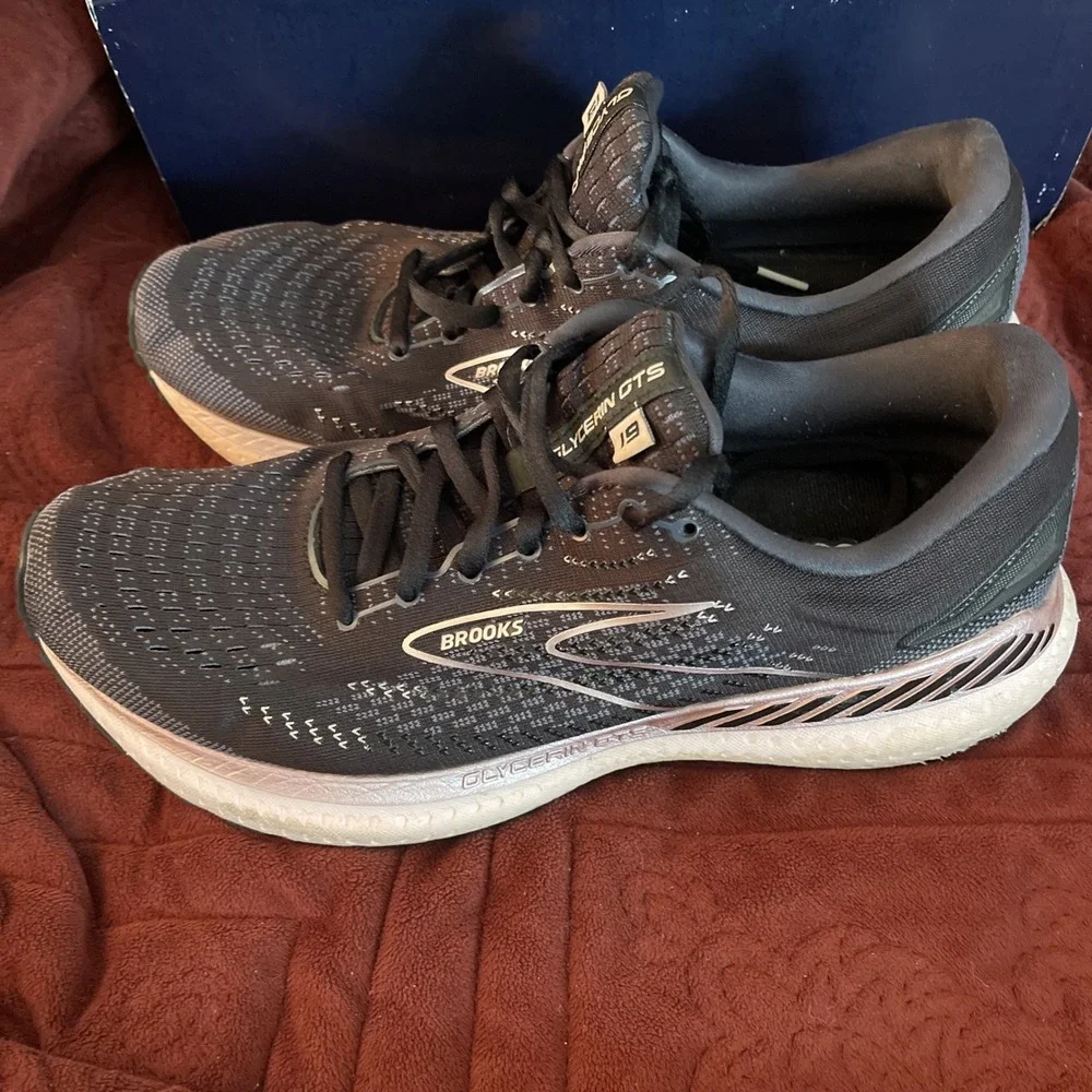 Brooks Glycerin GTS 19 Womens Athletic Running Shoes Size 11 B Black 1203441B074